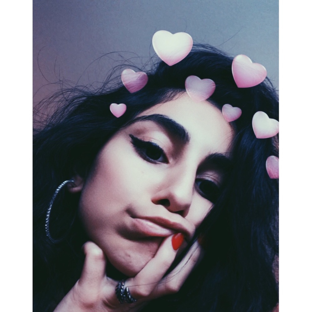 Meet your Posher, Niki